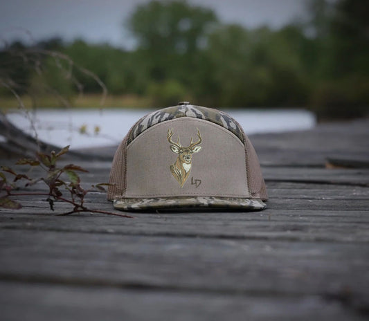 Whitetail — 7 Pannel Bottomland Camo